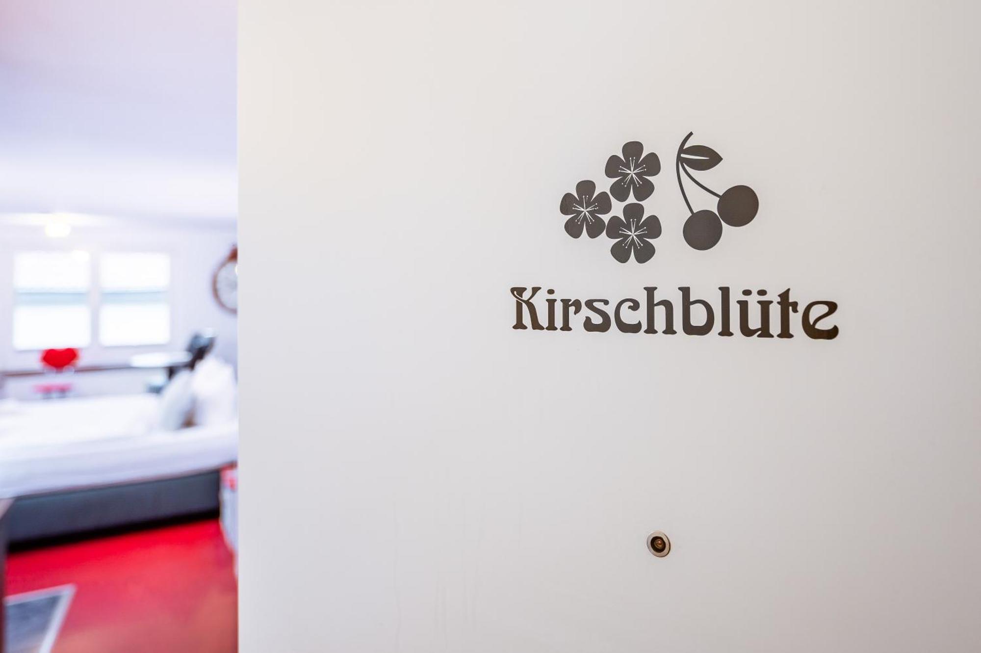 Hotel Oma'S Kueche & Quartier à Binz Extérieur photo