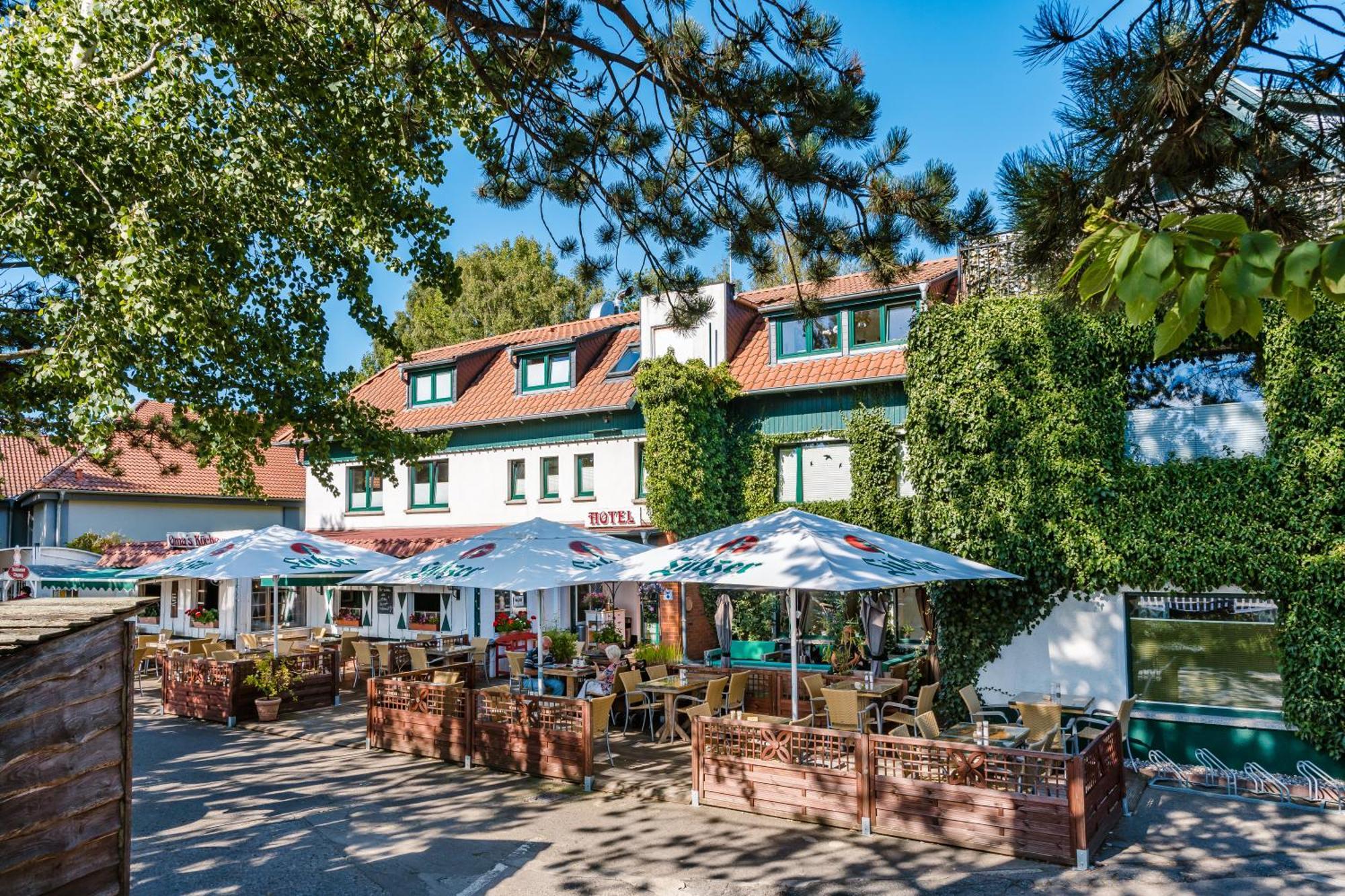 Hotel Oma'S Kueche & Quartier à Binz Extérieur photo